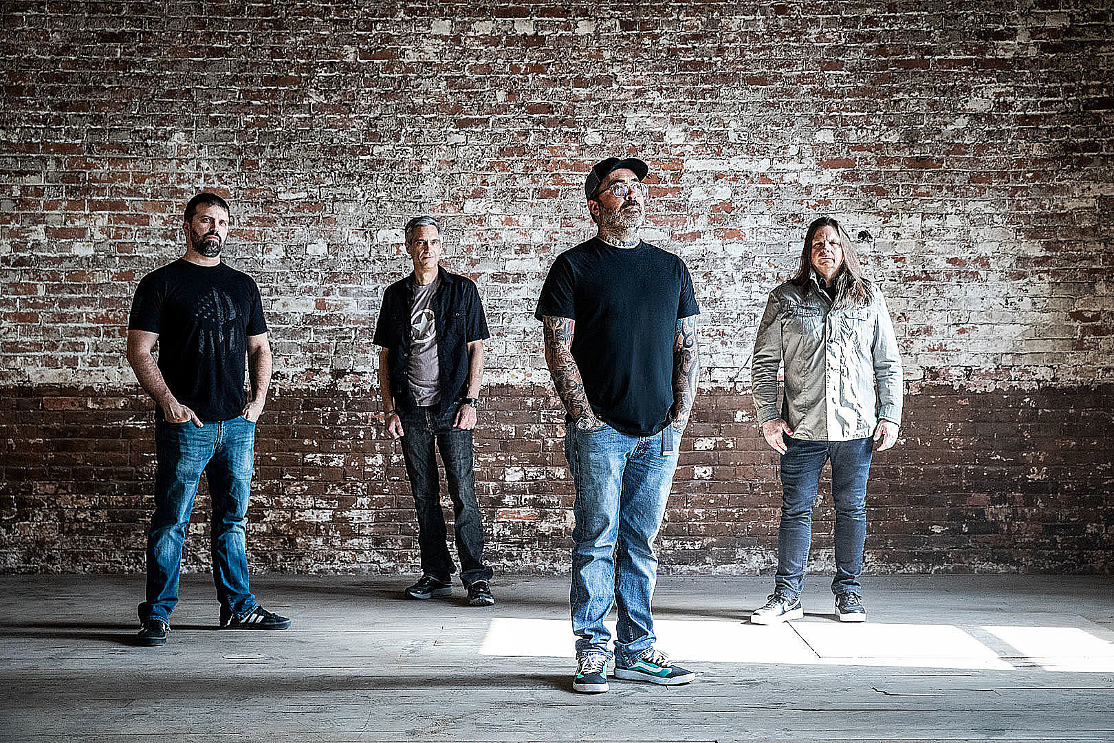 12yaers Old Grile Hot Vidios - Staind Release Video for First Song in 12 Years, 'Lowest in Me'