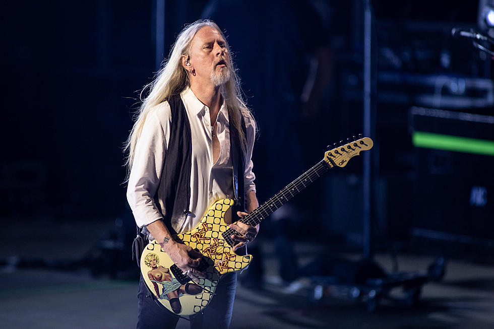 Alice in Chains&#8217; Jerry Cantrell Says It&#8217;s &#8216;Healthy&#8217; to Make Music Outside of Your Band