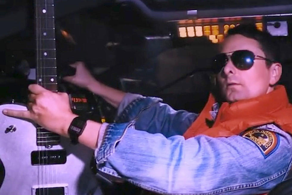 Muse&#8217;s Matt Bellamy Goes &#8216;Back to the Future&#8217; in Guitar Advertisement