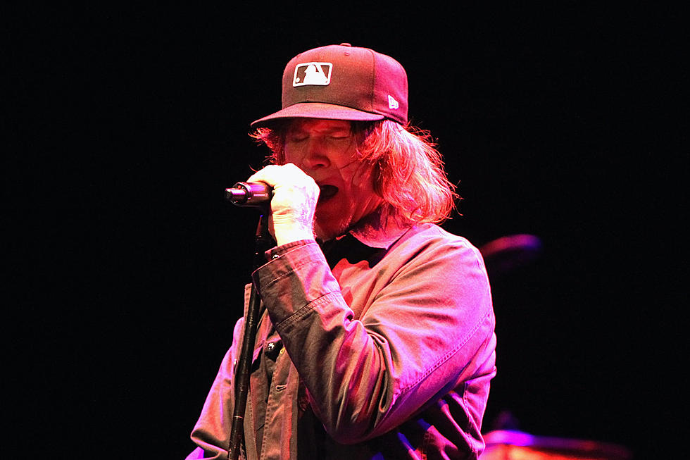 Mark Lanegan, Screaming Trees Singer + QOTSA Alum, Dead at 57