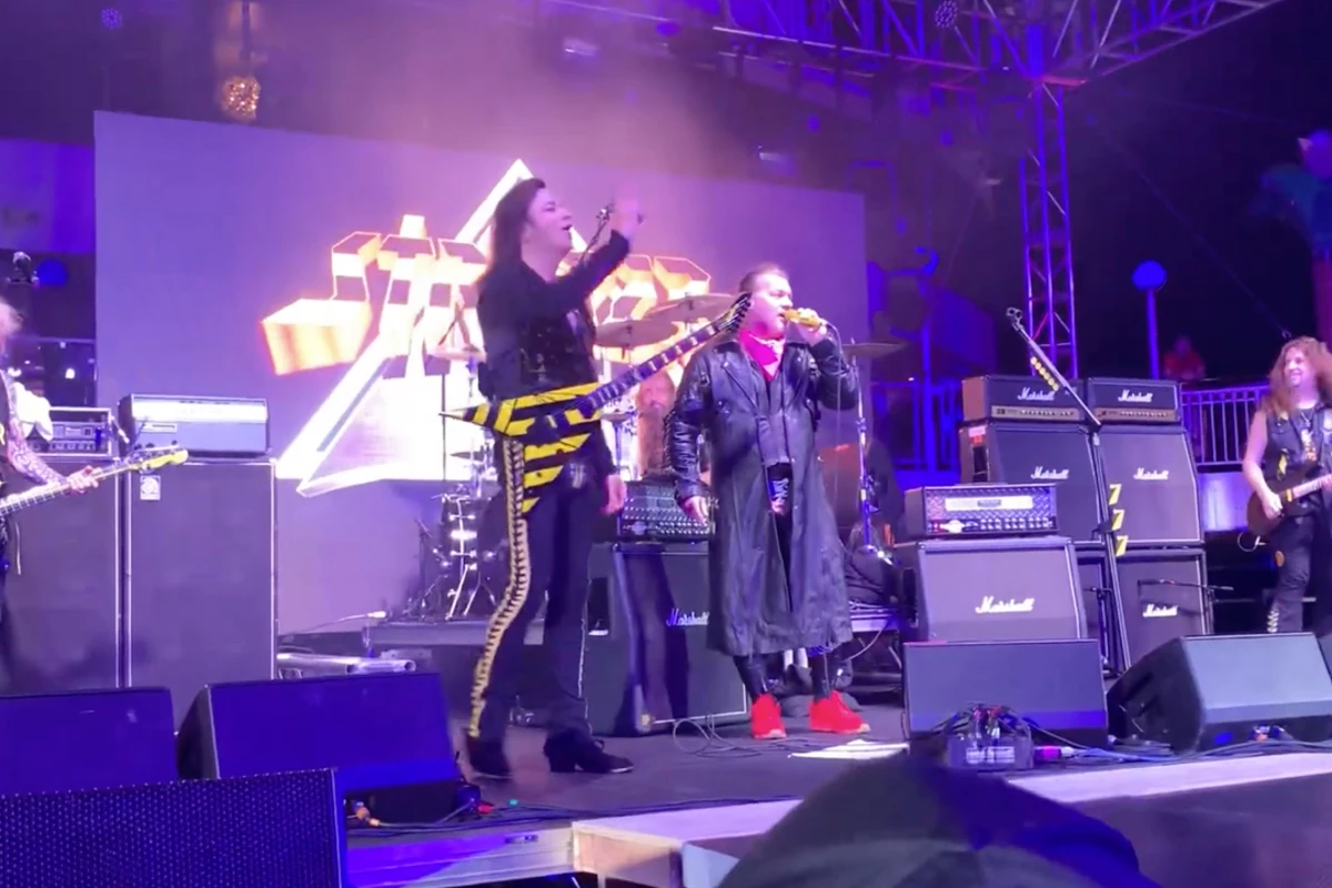 Watch Chris Jericho Join Stryper Onstage for Judas Priest Cover