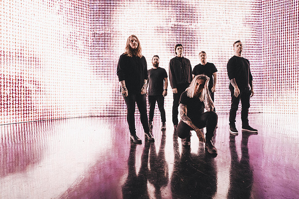 Underoath Play 'Voyeurist' in Full With 'Digital Ghost' Concert