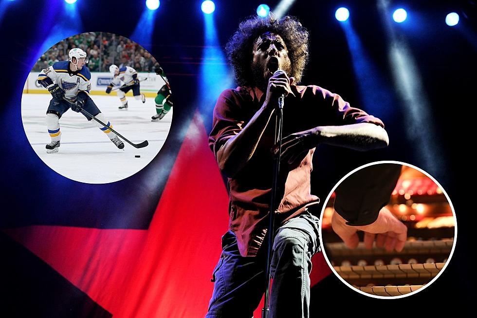 Organist at Hockey Game Rocks Rage Against the Machine’s ‘Killing in the Name’