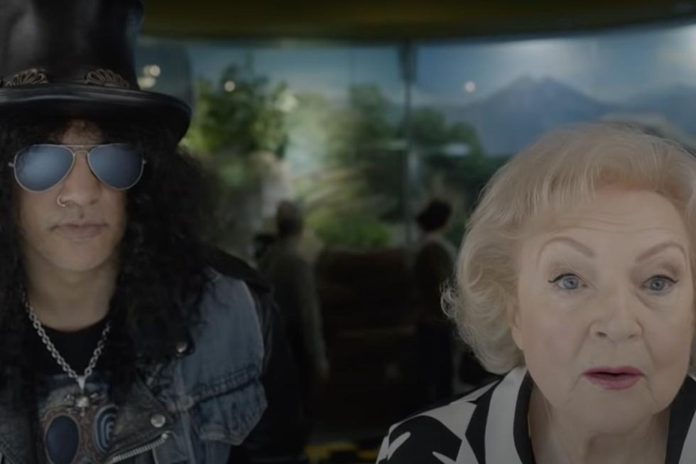 Slash Appears With Betty White in 2012 Commercial for L.A. Zoo