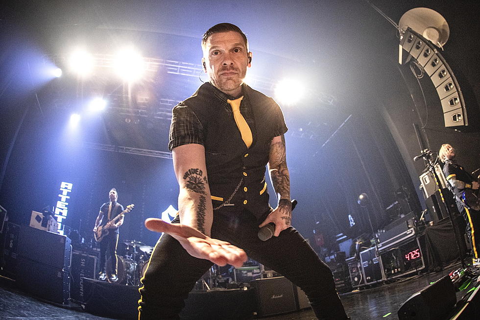 Brent Smith Calls New Shinedown Record 'Honest' + 'Historical'