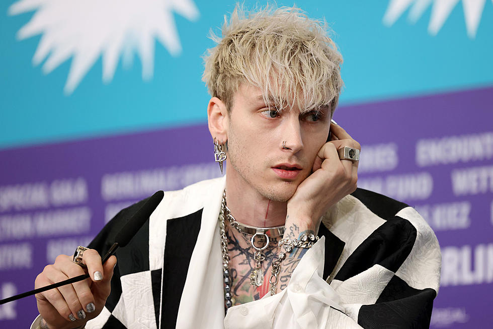 Machine Gun Kelly to Be Playable Character, Oversee &#8216;WWE 2K22&#8242; Soundtrack