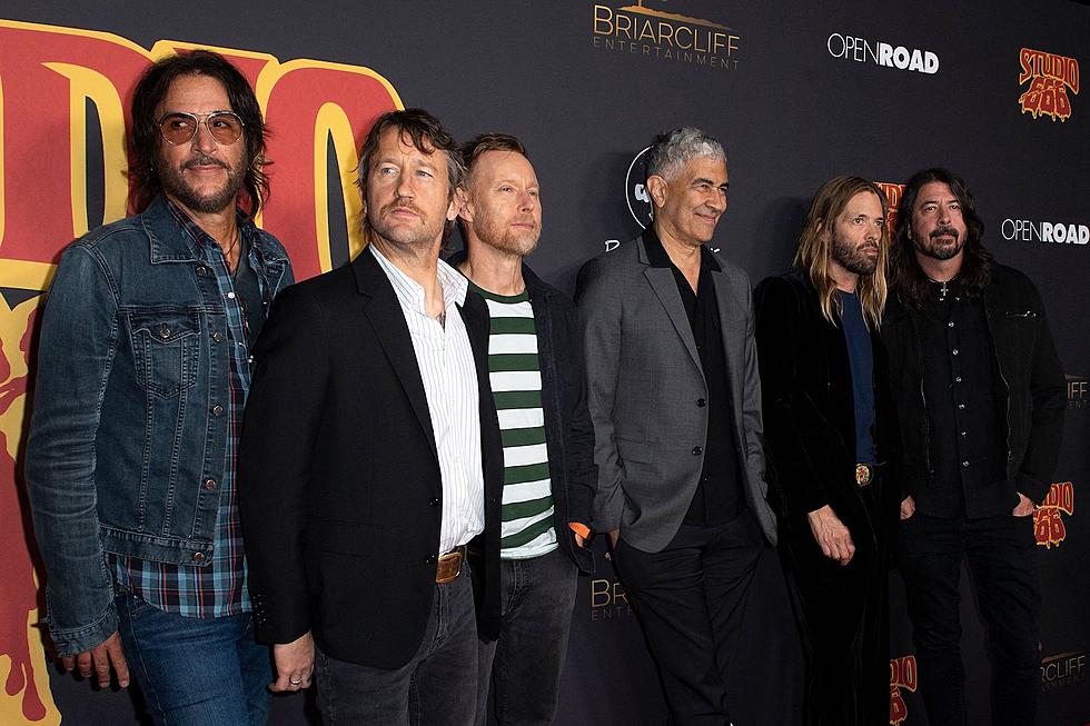 Foo Fighters&#8217; &#8216;Studio 666&#8242; Flops at Theaters in Its Opening Weekend