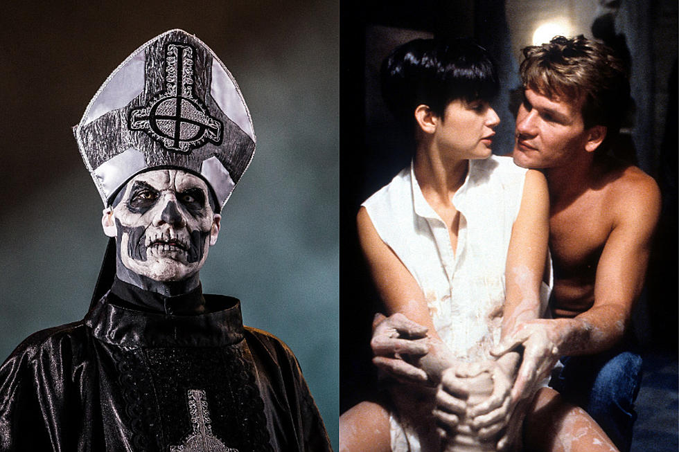 Ghost Recreate Sexy Pottery Scene From the Movie &#8216;Ghost&#8217; for Valentine&#8217;s Day