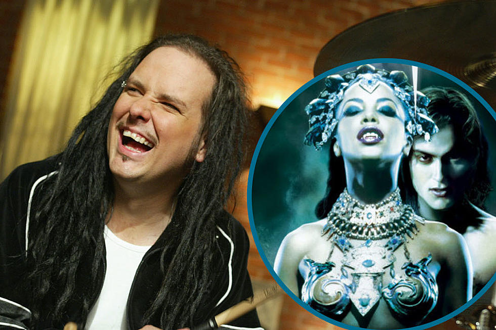 Korn&#8217;s Jonathan Davis Had to &#8216;Become&#8217; a Vampire for &#8216;Queen of the Damned&#8217;