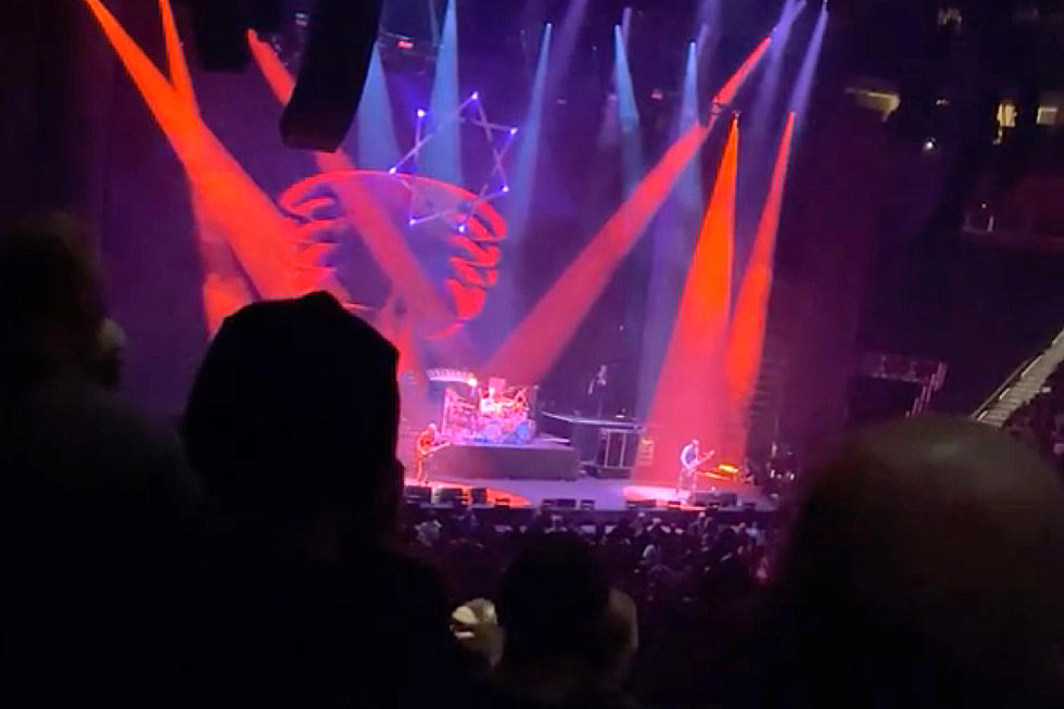 Watch Tool Play &#8216;Undertow&#8217; Live for the First Time in 20 Years