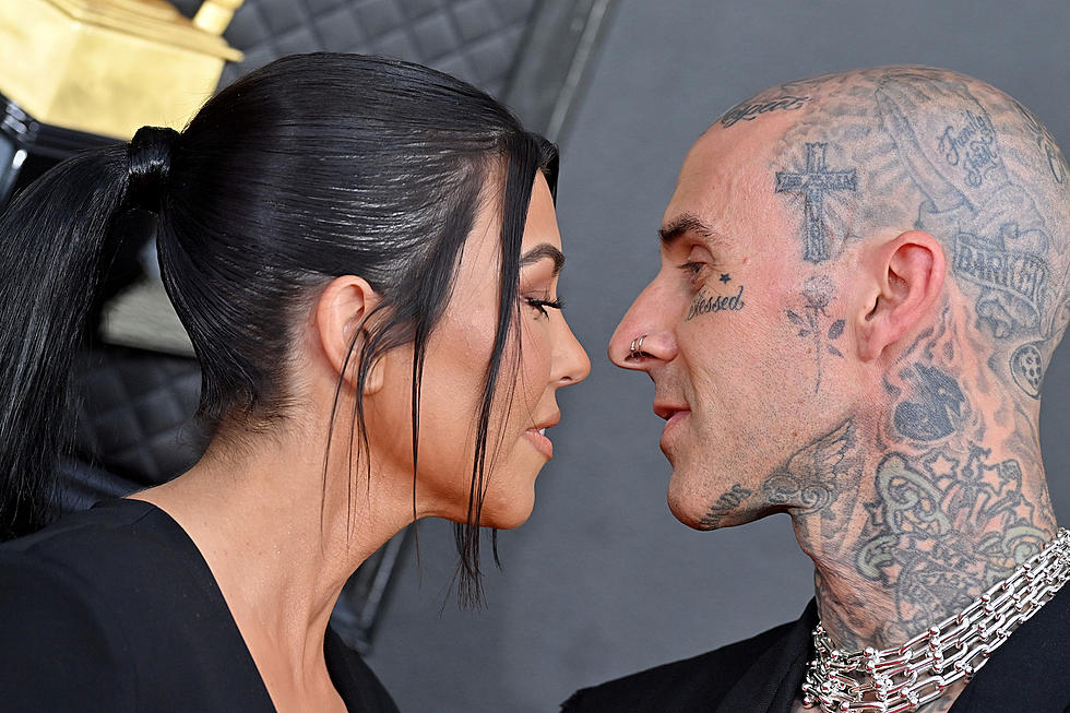 Blink-182&#8217;s Travis Barker + Kourtney Kardashian Had Las Vegas Marriage Ceremony, But Aren&#8217;t Legally Married