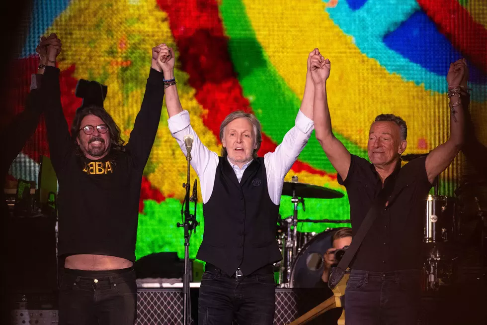 Dave Grohl Returns to Concert Stage With Paul McCartney + Bruce Springsteen