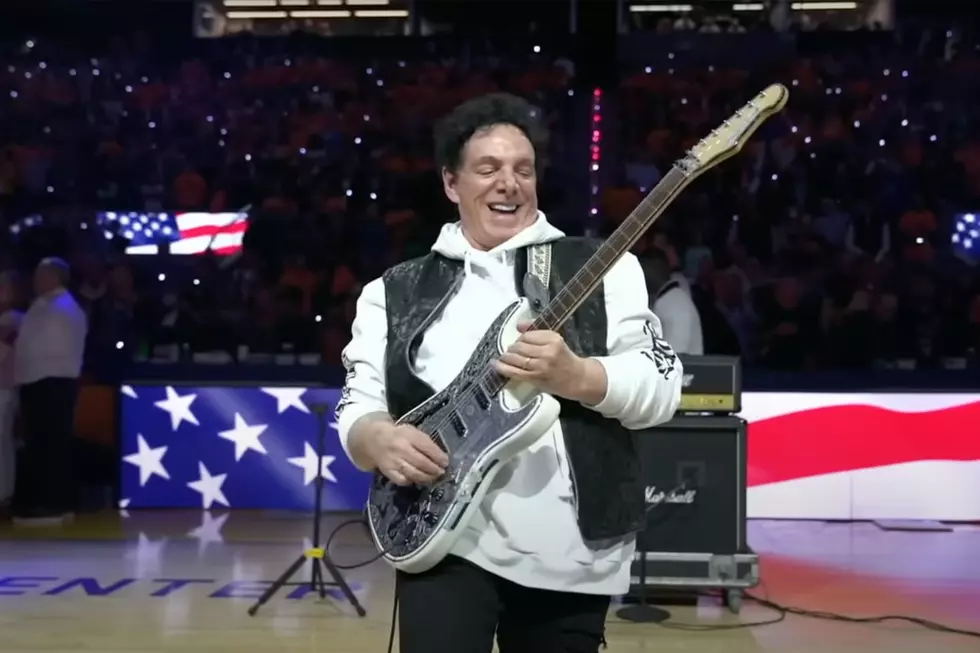 Journey’s Neal Schon Shreds National Anthem at NBA Finals Game 1