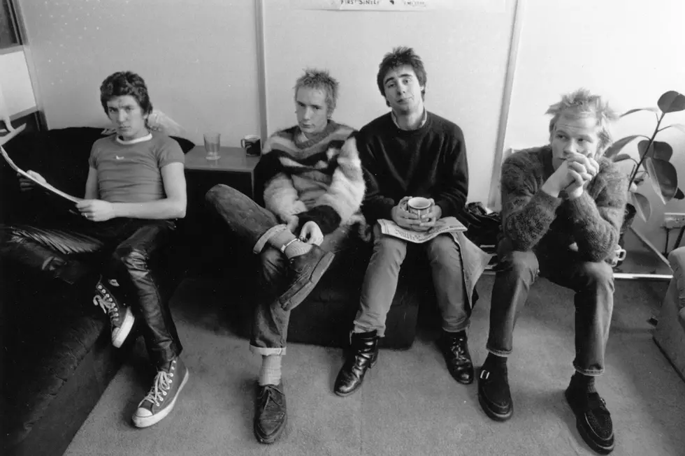 Sex Pistols&#8217; &#8216;God Save the Queen&#8217; Hits No. 1 on U.K. Chart After Queen Elizabeth&#8217;s Concert Celebration