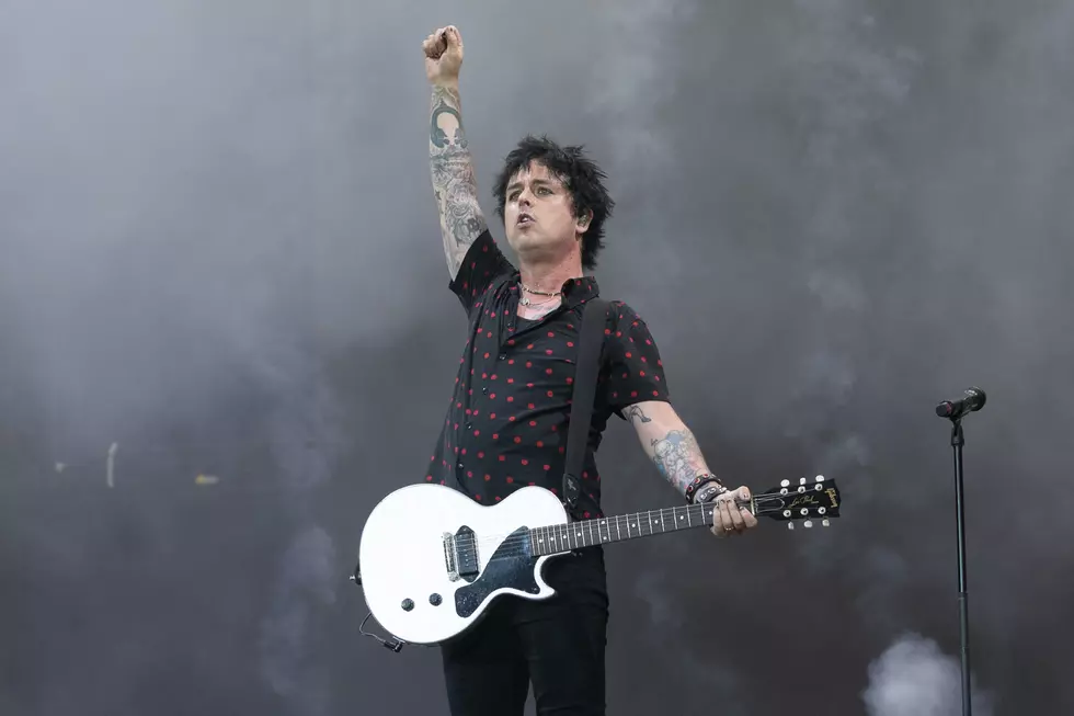 Green Day’s Billie Joe Armstrong Says He’s Renouncing U.S. Citizenship – ‘F–k America’