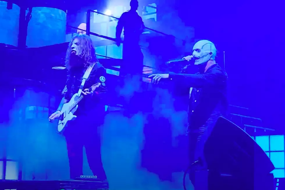 Slipknot Stop Performance to Direct EMTs to Struggling Fan in Crowd