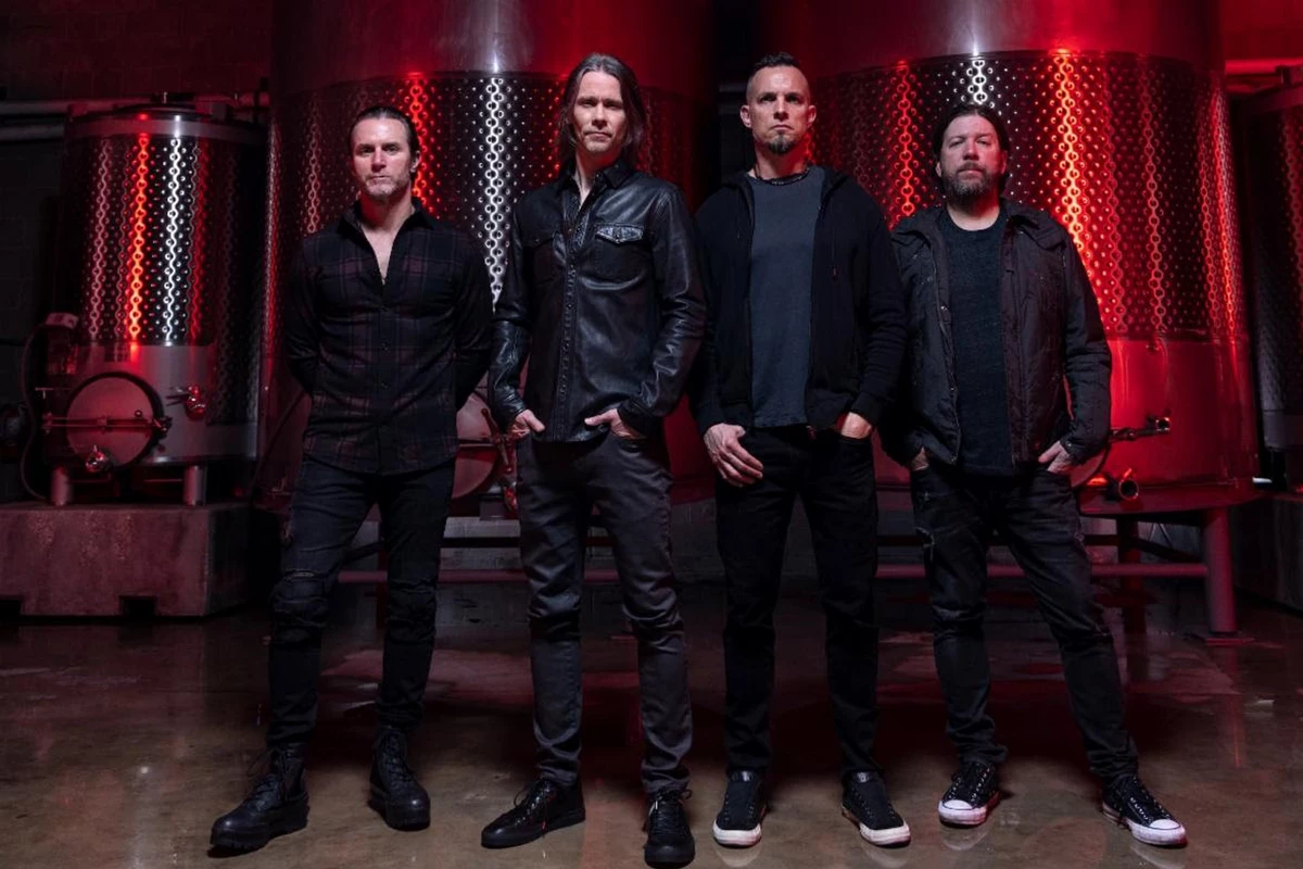 Alter Bridge Reveals Epic And Aggressive New Single “Silver Tongue”