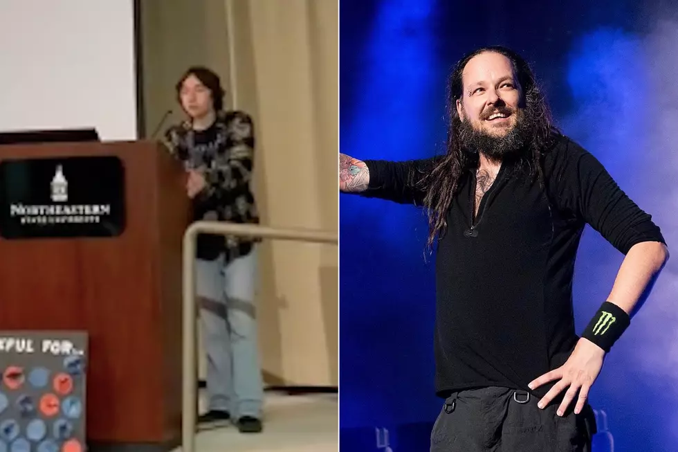 Korn Fan Scats 'Twist' During High School Karaoke Performance