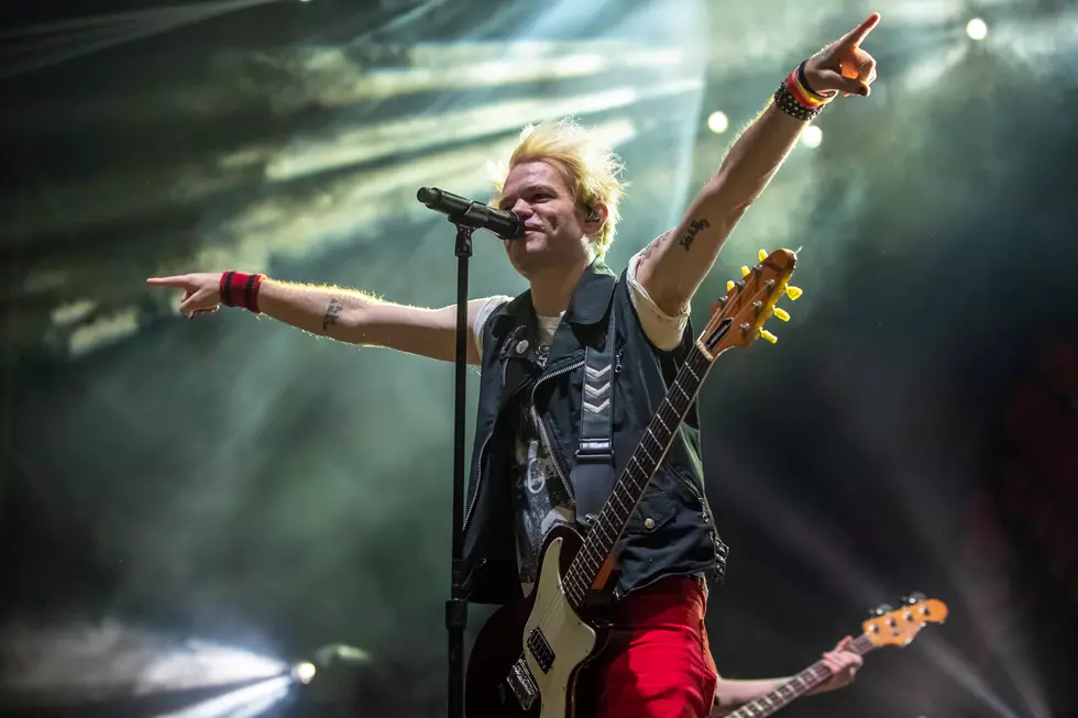 Sum 41’s Deryck Whibley Discharged From Hospital After Treatment for Pneumonia