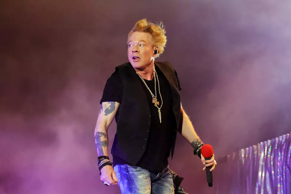 Waitress Reportedly Fired After Taking Video of Axl Rose