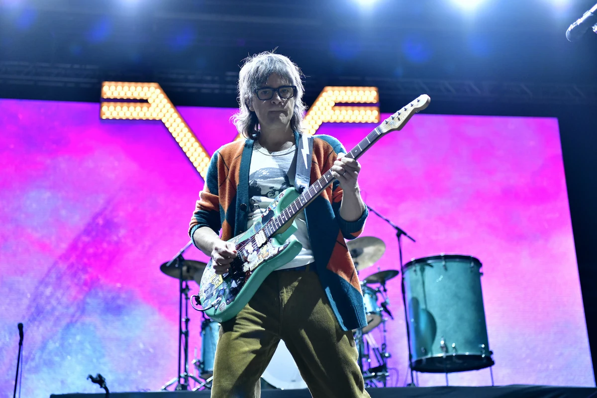 Weezer Cancel Planned Residency on Broadway, Say Ticket Sales Were