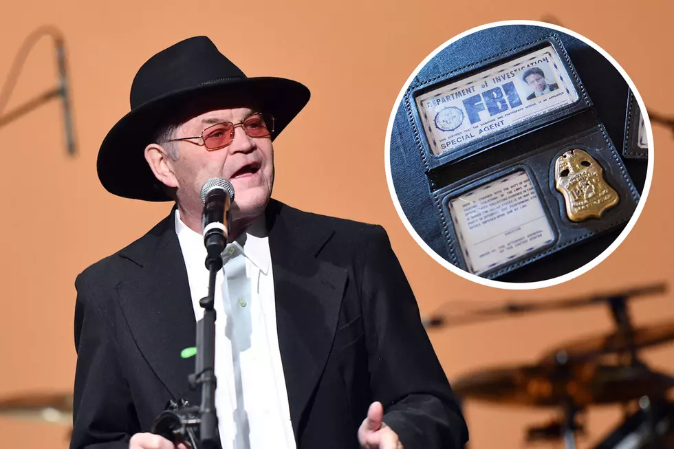 Micky Dolenz Suing the FBI to See File Bureau Has on The Monkees