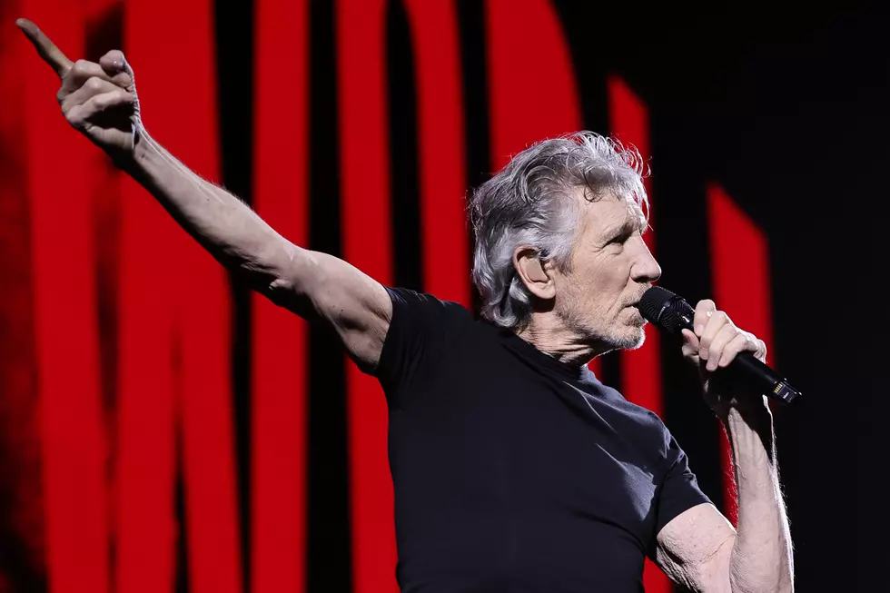 Roger Waters Releases Statement on &#8216;The Wall&#8217; Costume Controversy