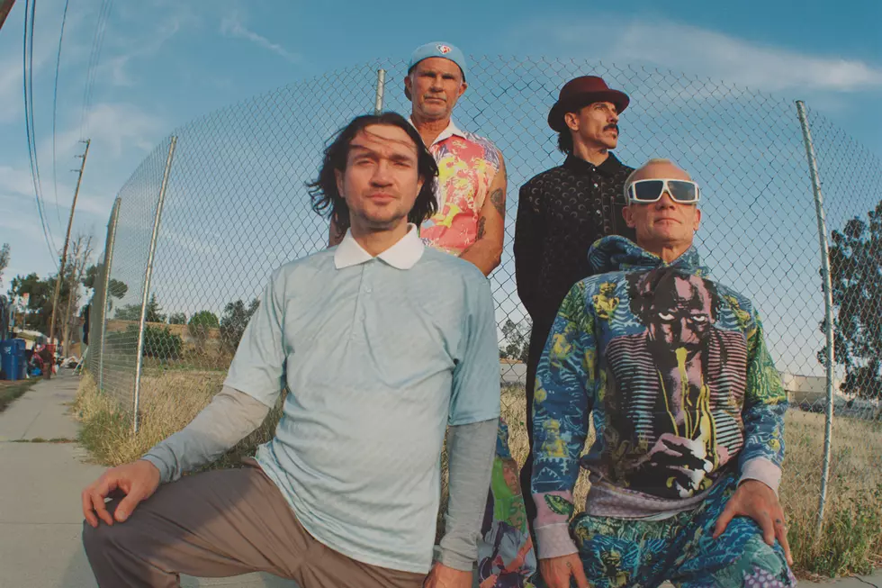 Chili Peppers First Rock Band in 17 Years to Hit Chart Milestone