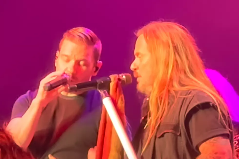 Shinedown&#8217;s Brent Smith Performs &#8216;Simple Man&#8217; With Lynyrd Skynyrd