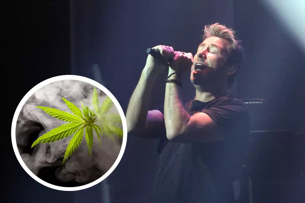 Chad Kroeger - Rockers Shouldn't Care If Fans Smoke Weed at Shows