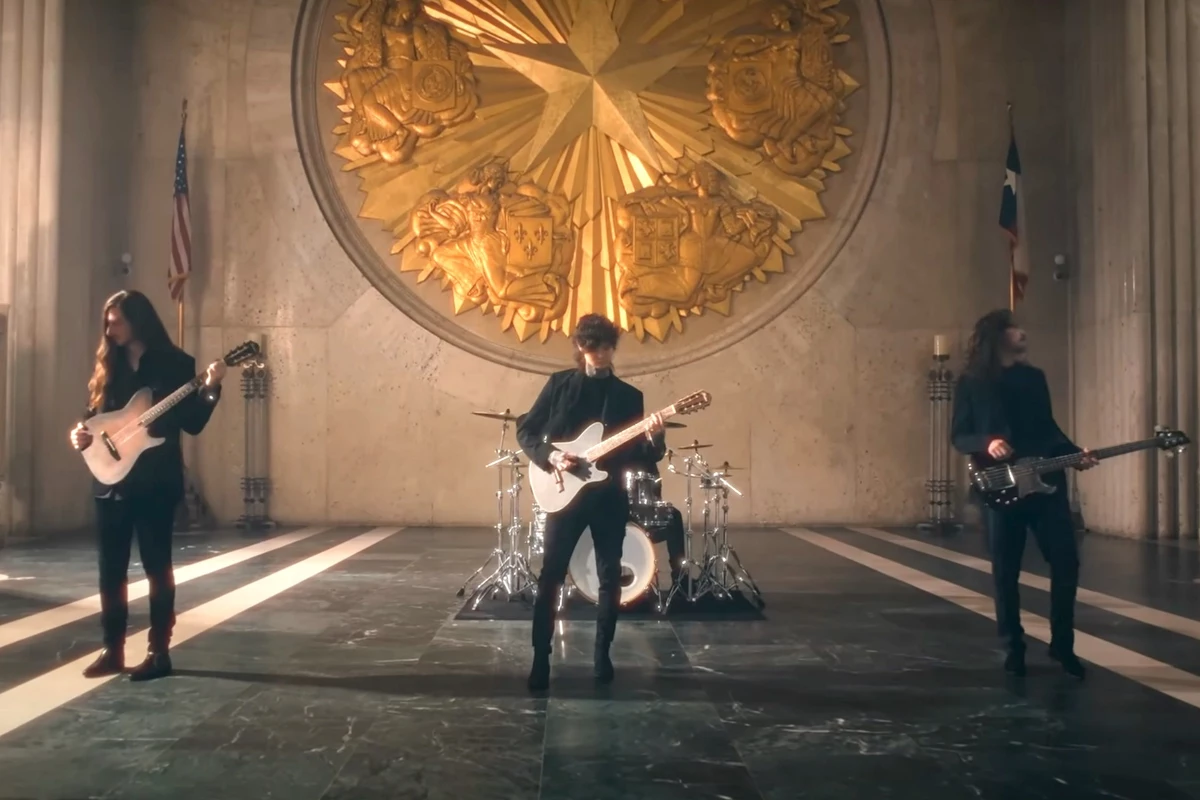 POLYPHIA Brings Flameco Shred & Trap Beats On New Single Playing God