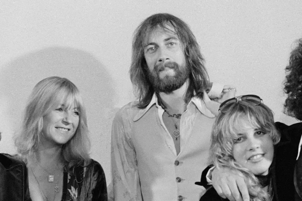 Fleetwood Mac&#8217;s Stevie Nicks + Mick Fleetwood Pay Tribute to Christine McVie