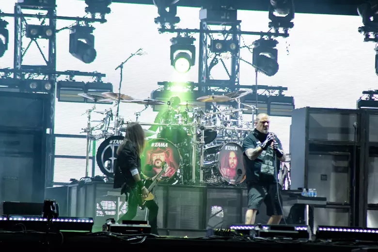PANTERA Joined By WOLFGANG VAN HALEN And MAX CAVALERA On Stage For
