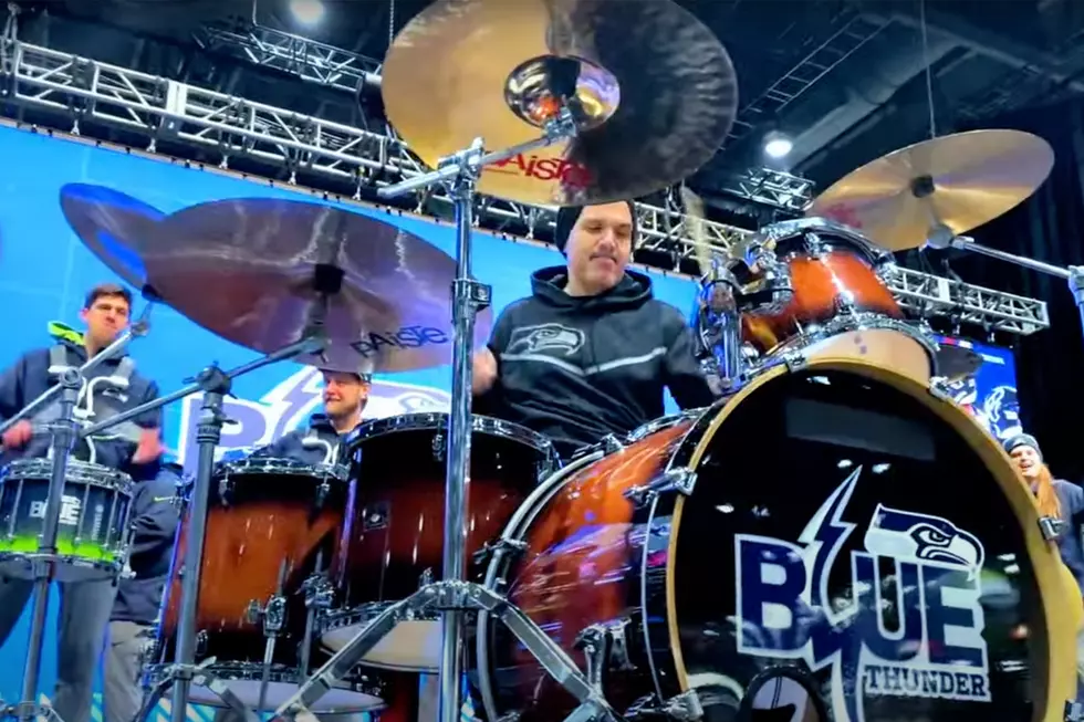 Charlie Benante Plays Pantera + Anthrax Songs With NFL Drumline