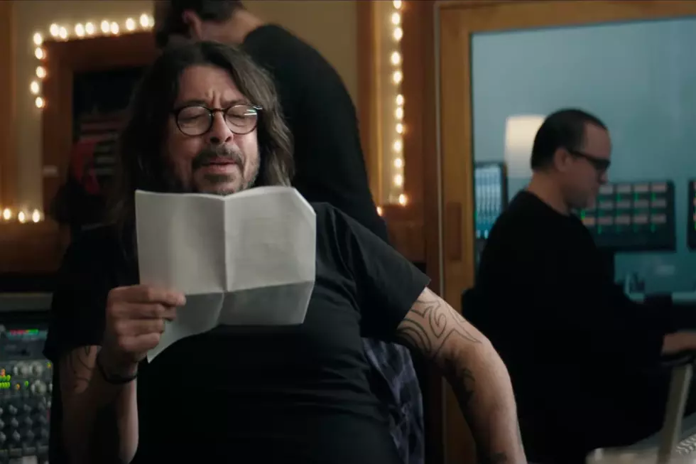 Dave Grohl Tries to Solve a Riddle in New Super Bowl Commercial for Big Whiskey Brand