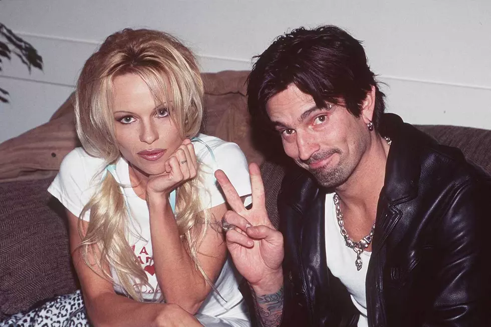 Tommy Lee Wrote a Note to Pamela Anderson After ‘Pam & Tommy’ Aired