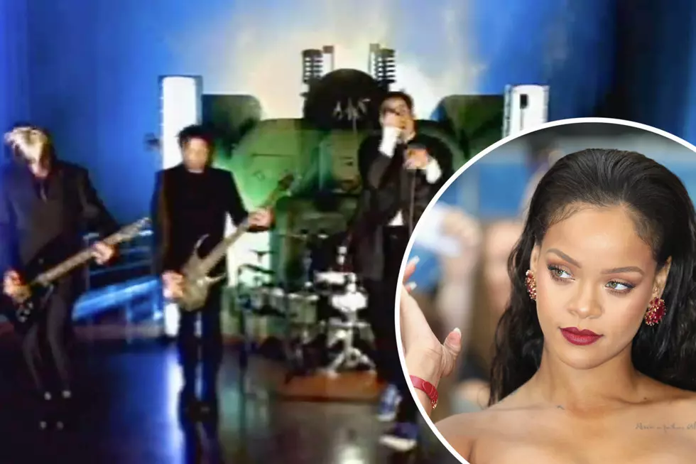 Did Rihanna Use Part of Orgy’s ‘Blue Monday’ Cover in One of Her Songs?