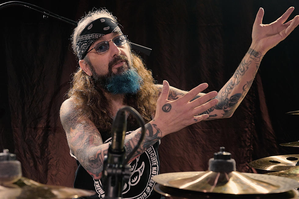 Dream Theater's Mike Portnoy Plays His Favorite Drum Intros