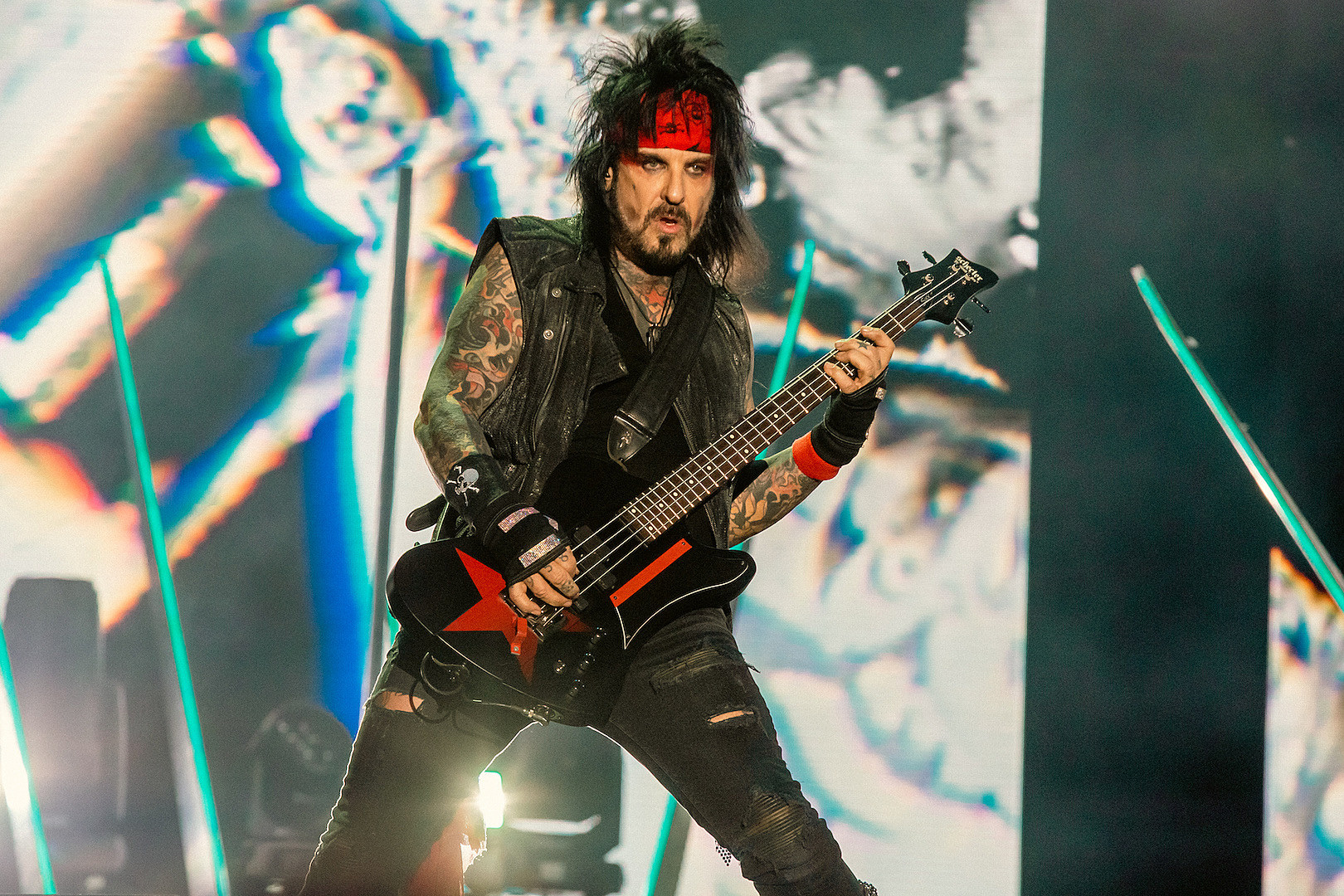 NIKKI SIXX SAYS MOTLEY CRUE'S SONG LIVE WIRE IS ABOUT DOMESTIC VIOLENCE