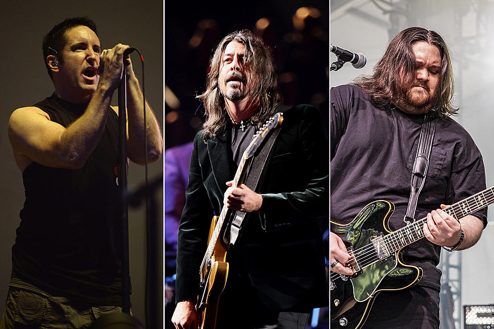 11 Rock Musicians Who Played Every Instrument + Sang on Their Album