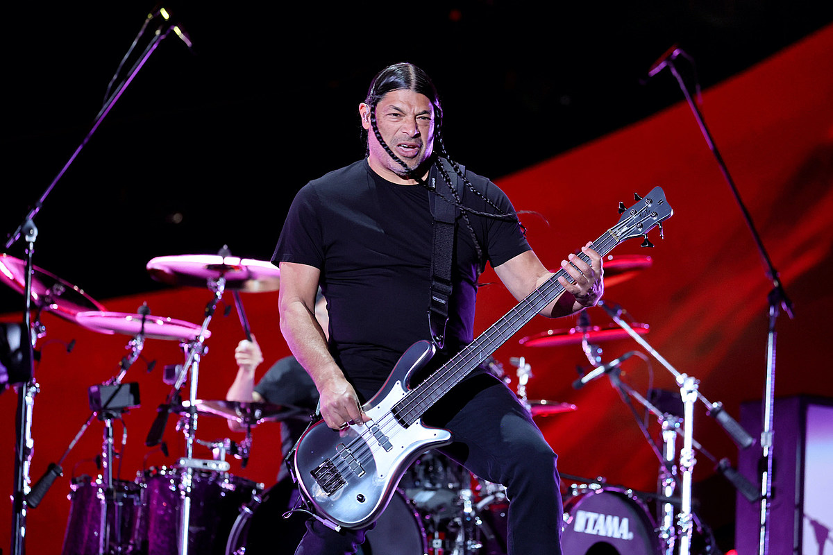 Robert Trujillo Sings on a Metallica Song for the First