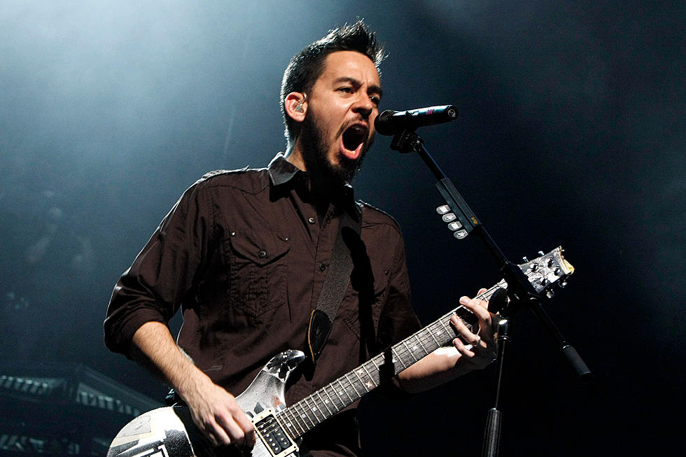 Mike Shinoda Says Linkin Park Didn&#8217;t Identify With &#8216;Tough Guy Sh*t&#8217; in Nu-Metal