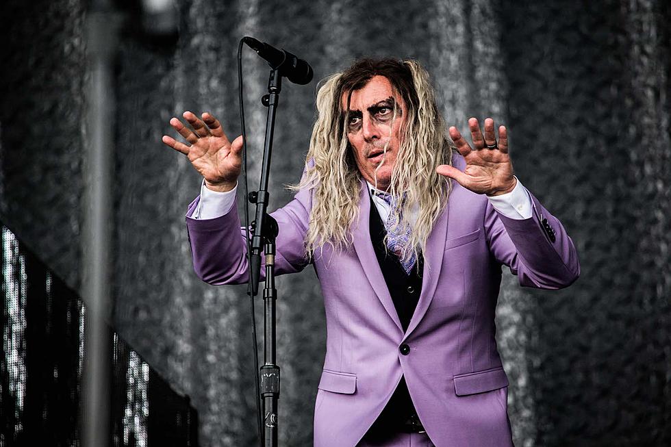 Tool Singer - Dressing in Drag 'Had Nothing to Do With Florida'