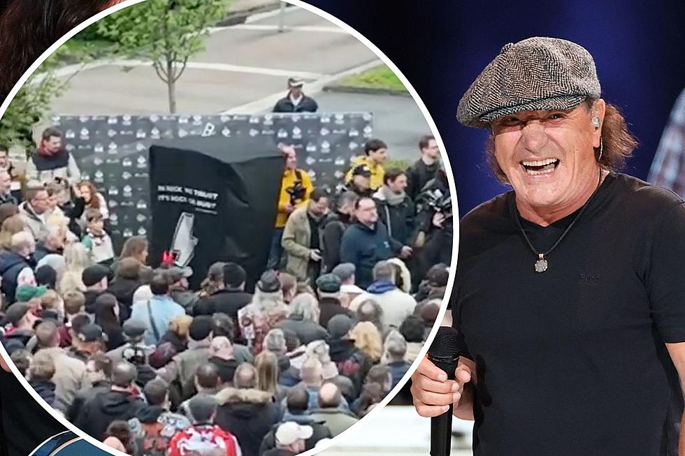 Brian Johnson Statue Unveiled Where He First Played With AC/DC