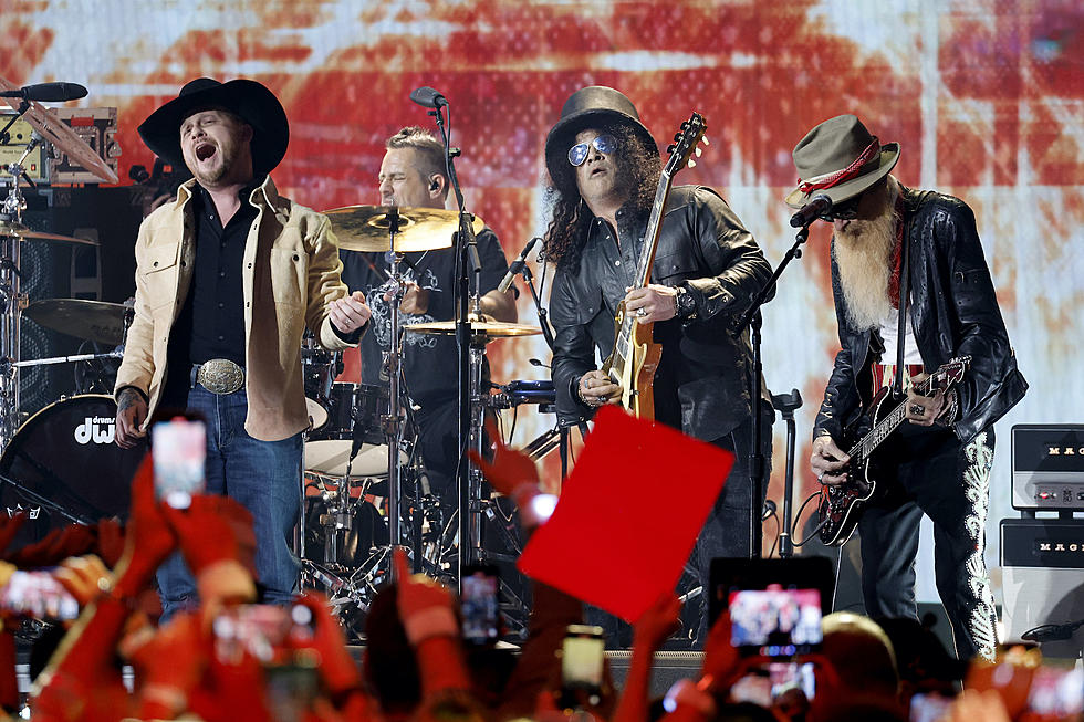 Slash Joins Stacked CMT Awards Tribute to Lynyrd Skynyrd’s Gary Rossington