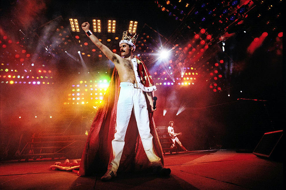 Freddie Mercury&#8217;s Private Collection to Be Unveiled + Auctioned This Summer