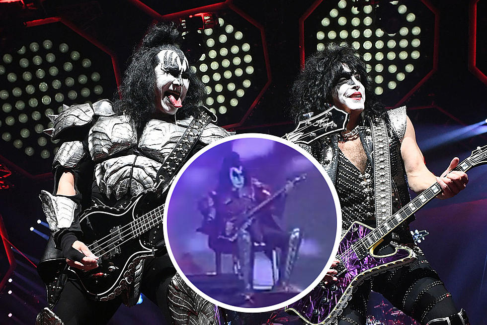 KISS Pause Show After Gene Simmons Falls Ill Onstage