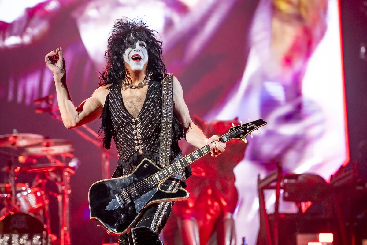 Paul Stanley on Flu Battle Paul Stanley on Flu Battle