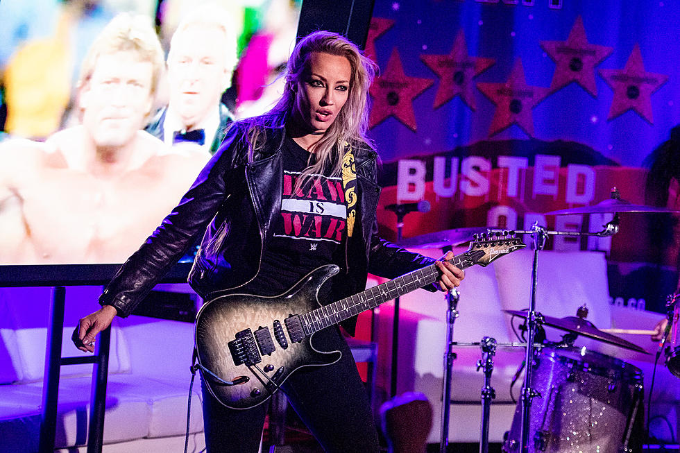 Nita Strauss Books 26-Date North American Solo Tour With Lions at the Gate