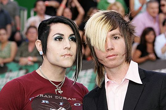 What are some reasons why people might like emo haircuts? - Quora